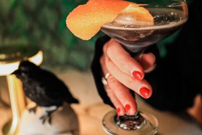 3 Hour Walking Food & Haunted History Tour in Lexington - Stop 1 inside the Old Fayette County Courthouse area: Thirsty Fox and the hidden haunted mixology