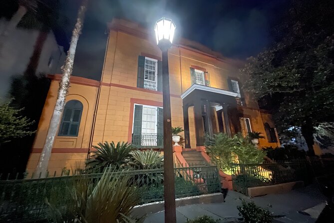 90 minute Original Haunted Savannah Tour | 8pm - Pacing, Safety, and Keeping a Group Together on Night Streets