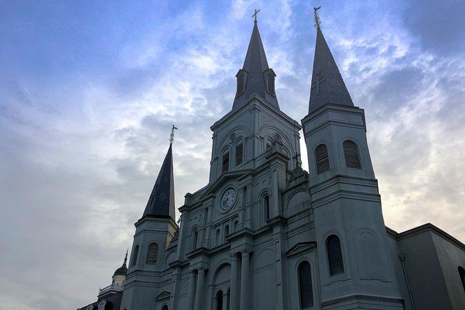 Adults Only Haunted Pub Crawl in New Orleans - Jackson Square: the execution site angle and the spooky “why”