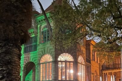 Al's Ghost tour : a small group experience - Price and Value: $17 for 1h25 of Stories and Street Time