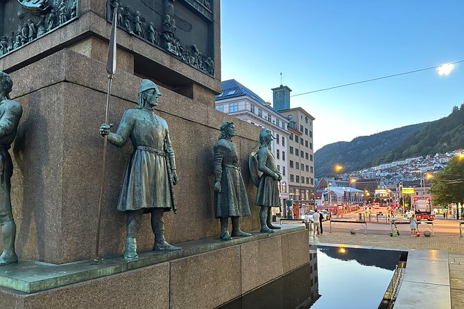 Audio Walking Tour in Bergen Famous Ghosts Location - Domkirken and the cathedral cannonball you can still see