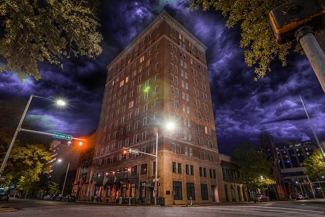 Banshees of Birmingham Ghost Tour: The Furnace of the Forgotten - Jim Reed Books and the Elyton Hotel: questions at the end, not answers