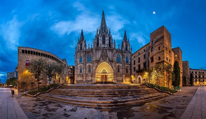 Barcelona Ghosts & Legends Tour - Weather and timing: what “good weather” means for your plans