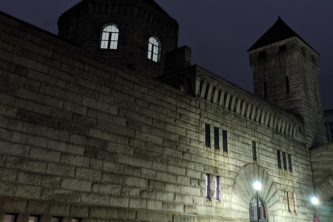 Black & Ghost Tour - What the Tour Includes (and Why Those Extras Actually Matter)