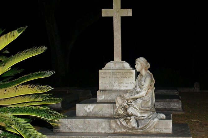 Bonaventure Cemetery's Secret Society Ghost Tour - Quick takes before your Savannah night walk