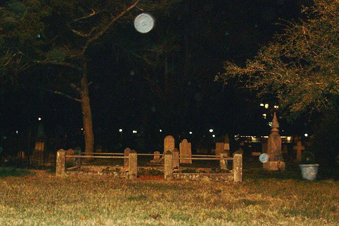 Bones Under Us, Ghost Tour with Archeology - Huguenot Cemetery: The Lost Markers and Why the Guide Wears the Moment