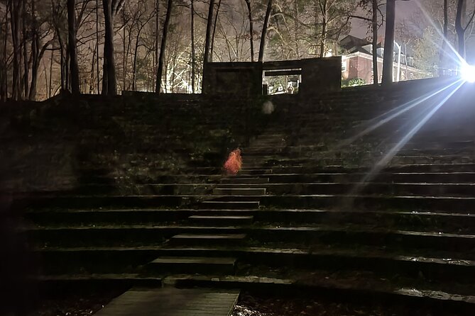 Chapel Hill Ghost Walk - The Pace and Footing: Expect a Quick Move Between Stops
