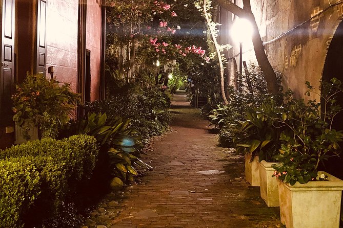 Charleston Haunted Booze and Boos Ghost Walking Tour - Weather, Shoes, and Staying On Time