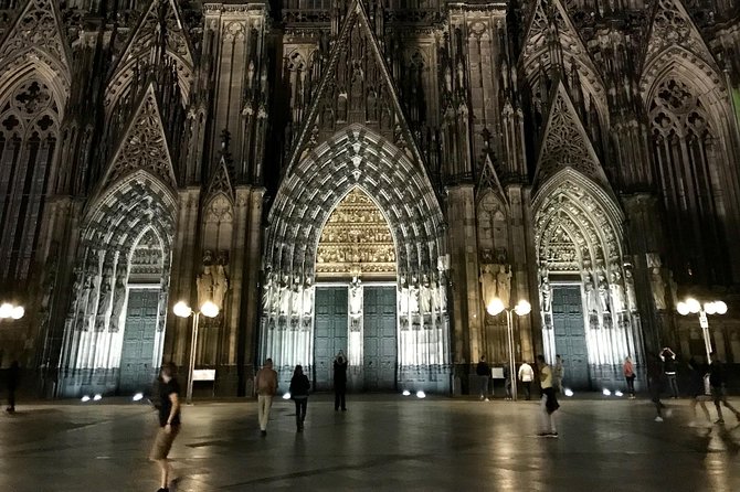 Cologne Haunted Quest: The Witch Self-Guided Tour - Stop 4: Melaten-Friedhof for a calmer kind of spooky