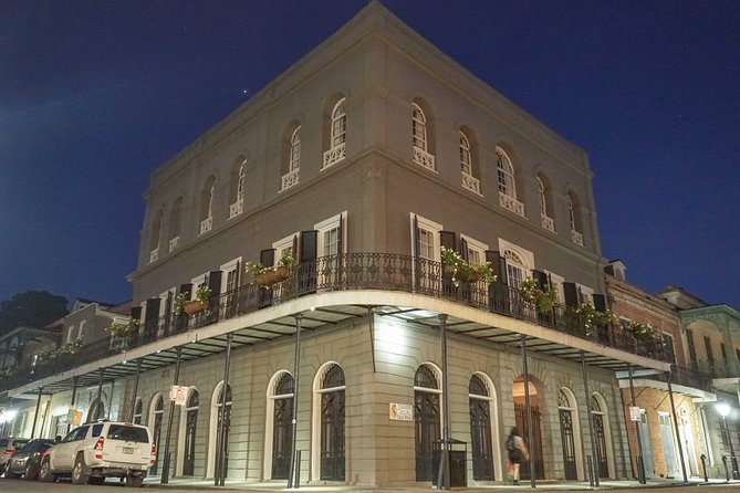 Crawl New Orleans: Haunted Bar Crawl with Shot Included - Stop 3: Lalaurie Mansion and the American Horror Story connection