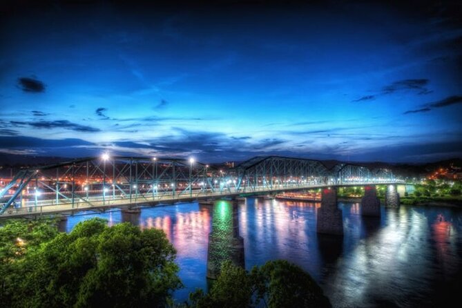 Cursed in Chattanooga Haunted Walking Tour - The guides: story style, volume, and staying engaged