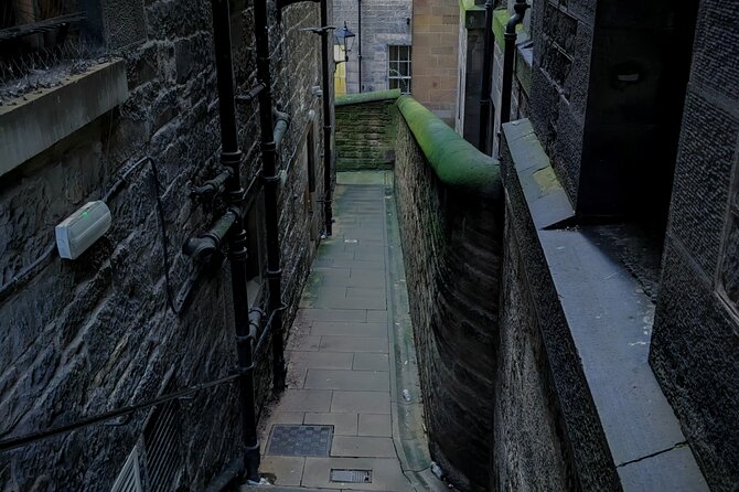 Dark History and Ghost Tour of Edinburgh - Price, time, and value for $22.04
