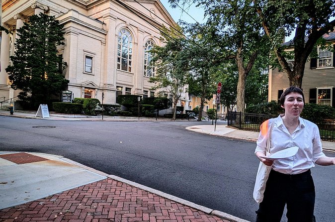 Dark Tales: The Haunted Authors of Providence Tour - Weather, darkness, and comfortable participation: plan for the basics