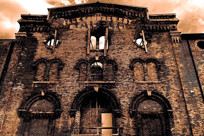 Darkside of Brewing Tour: Tales of Cincinnati's Haunted and Gruesome Past - Walking with a flashlight: rain or shine logistics that actually work