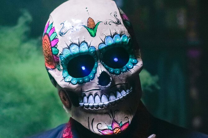 Day of the Dead, Legends & Ghosts Mystery tour - Meeting at Hostal Amigo: the route starts in the right neighborhood