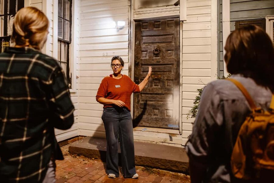 DC: Ghosts of Georgetown Haunted History Nighttime Tour - Quick hits (what makes this tour work)