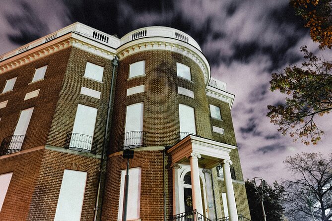 DC Ghosts Ultimate Dead of Night Haunted Ghost Tour - How the route stays manageable: pacing across 10 stops