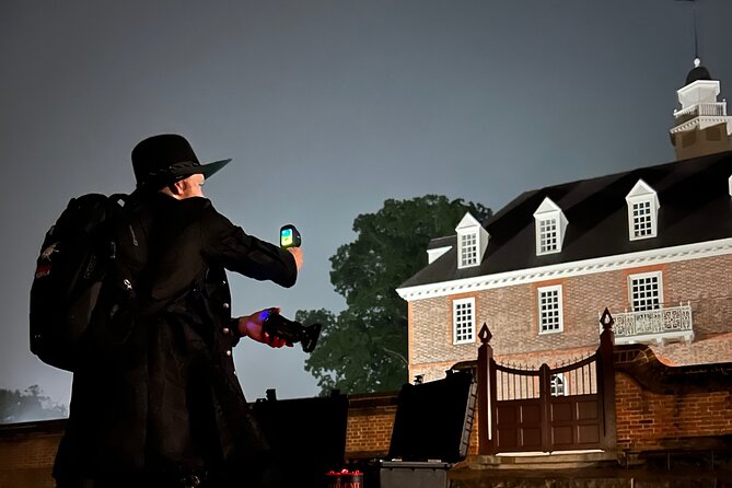 Dead Of Night Ghost Tour in Williamsburg / PARANORMAL EQUIPMENT - Weather, Safety, and Practical Tips for a Better Night