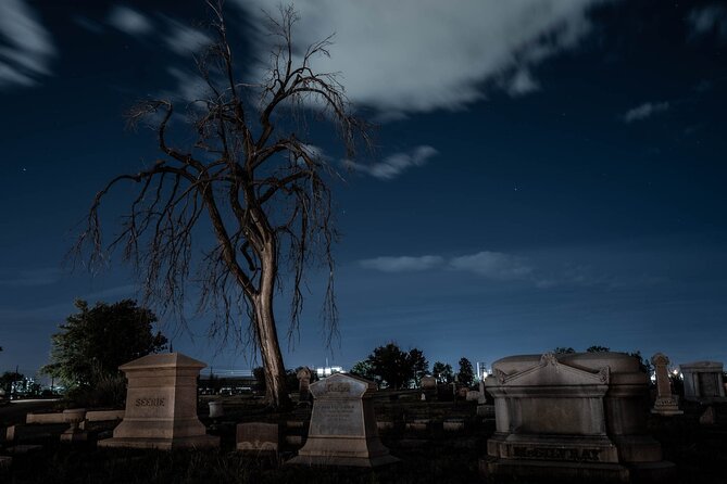 Denver Spirits & Spirits Haunted Pub Crawl - Stop 1: Pub on Penn starts the night on Millionaires Row