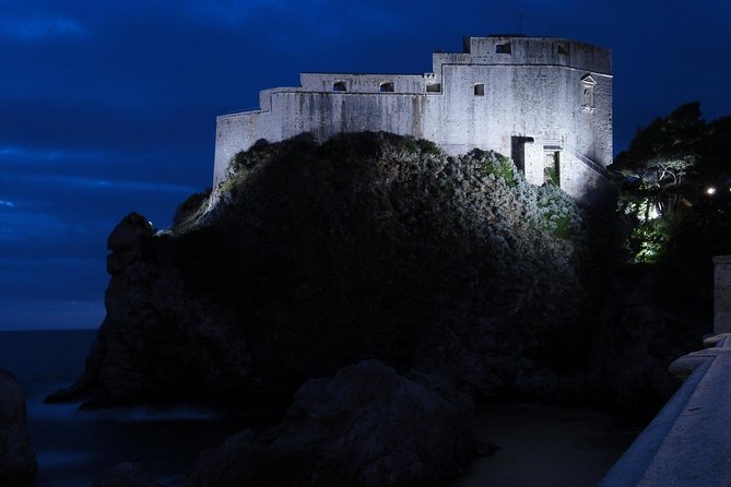 Dubrovnik Ghosts and Mystery Walking Tour - Stop 1: Boninovo, Love Padlocks, and Cemetery-Edge Hauntings