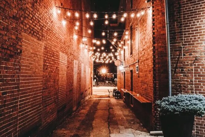 Durham Ghost Walk - Where You Start: Fate & Folklore in Downtown Durham