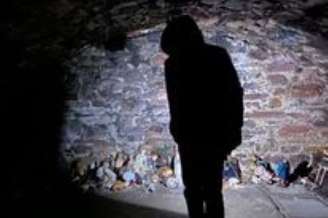 Extreme Paranormal Underground Ghost Tour in Edinburgh - The Basics: 9:15 pm, Old Town streets, and an 80-minute night tour