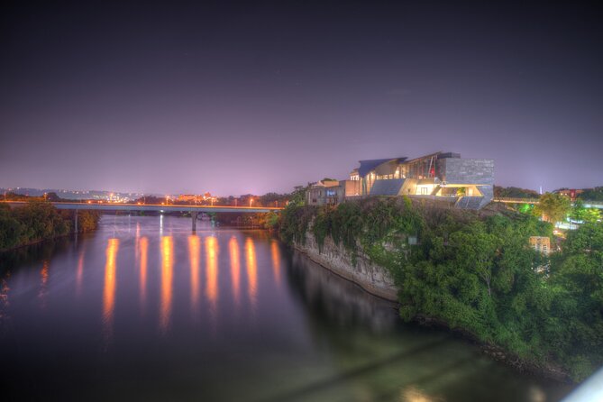 Family Friendly Ghost Tour in Chattanooga - Why the format works: 90 minutes, 6 stops, and a guided pace