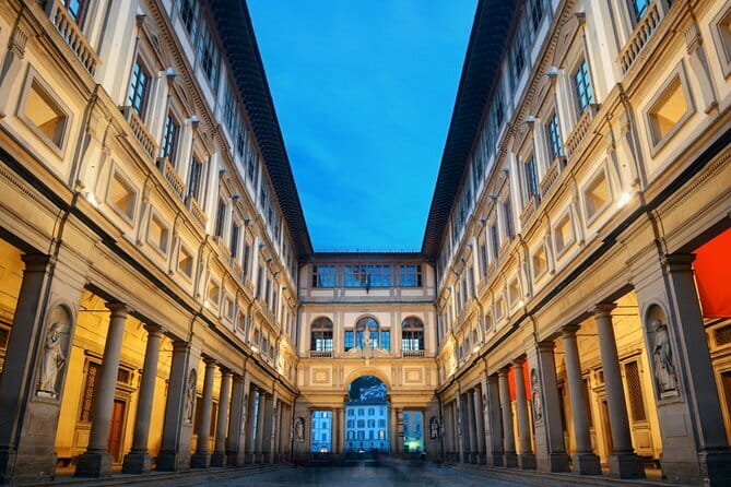 Florence Haunted Secrets: Echoes of the Dead Exploration Game - Piazza della Signoria: the perfect kickoff square