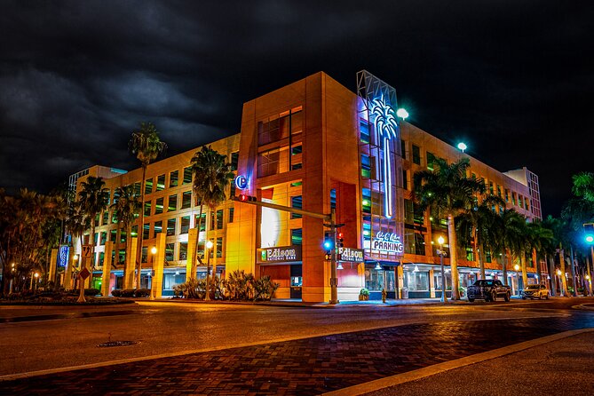 Footsteps of the Forsaken Frights: Fort Myers Ghost Tour - A Halloween-friendly evening (and a surprisingly good date)