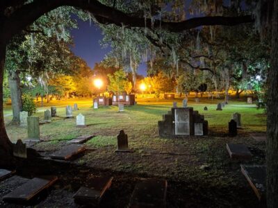Fraidy Cat: The Family Fun Ghost Tour of Savannah - Colonial Park Cemetery: the stop families talk about for years