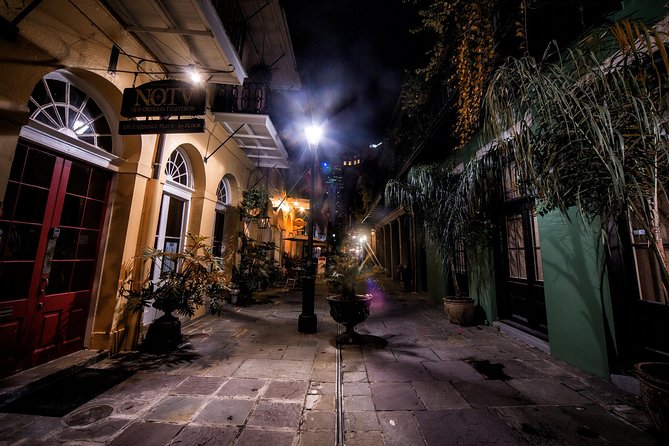 French Quarter Ghosts and Spirits Tour with Augmented Reality - New Orleans Pharmacy Museum: Doctor Dupas and secret experiments