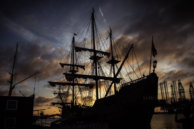 Galveston Haunted Pub Crawl Walking Tour - More History Than Jump-Scares: How to Set Your Expectations