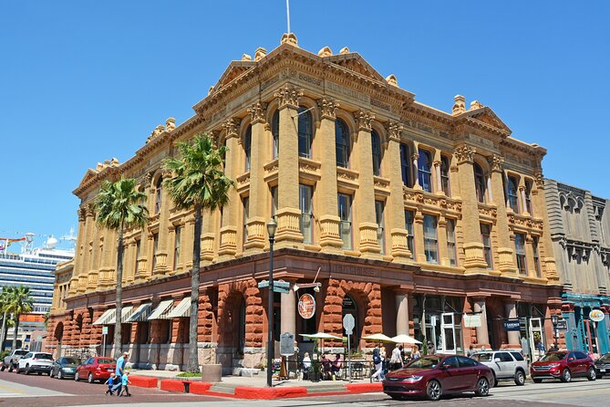 Galveston Haunted Smartphone Guided Audio Walking App - Why a smartphone ghost tour works on the Strand