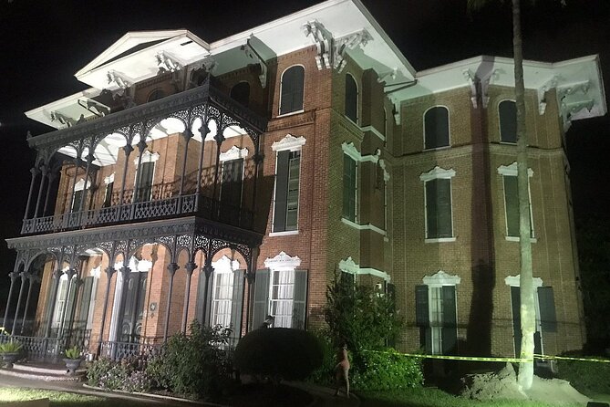 Galveston Island Ghost Tour - Guide Style Matters: Dave, Tyler, Zack, Jack, Noel, and More