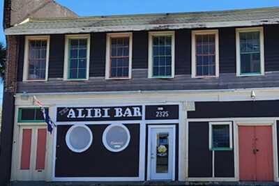 Galveston's Best Pub Crawl Tour and Guided History Walk - Price and Value: What $33 Actually Buys You