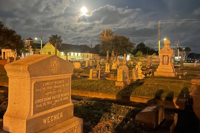 Galveston's Haunted Cemetery Walking Tour - Key things that make this tour worth your time