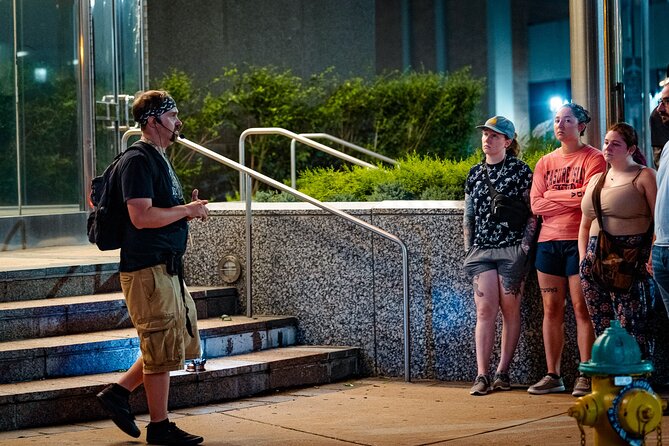 Gangsters, Glitz, and Gore Las Vegas Ghost Tour - Where you meet at Fashion Show Mall and how the walk gets moving