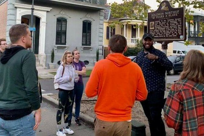 Ghost Tour and Haunted Pub Crawl Party with Free Shot - Price and value: The $19 equation (Does it add up?)