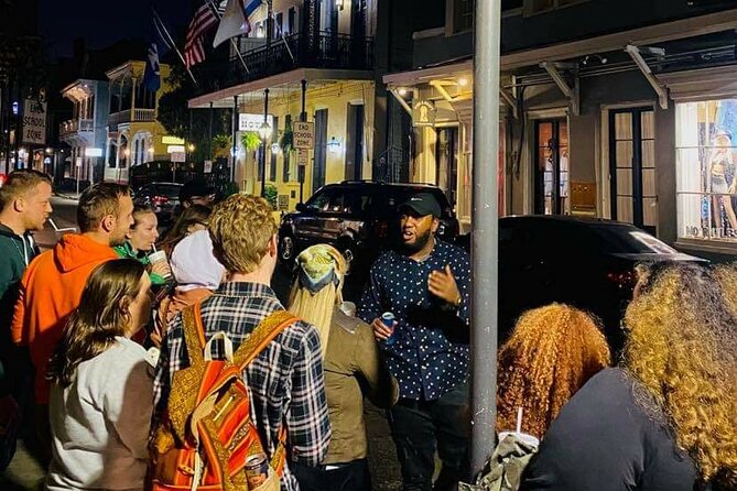Ghost Tour and Haunted Pub Crawl Party with Free Shot - The real stars: the guides and the way the night gets paced