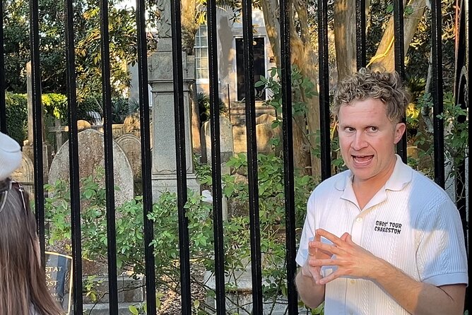 Ghost Tour Charleston - Six haunted landmarks: what you’ll actually do at each stop