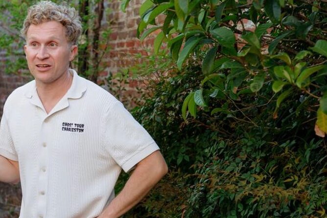 Ghost Tour Charleston - What kind of ghost tour this is: story, not terror