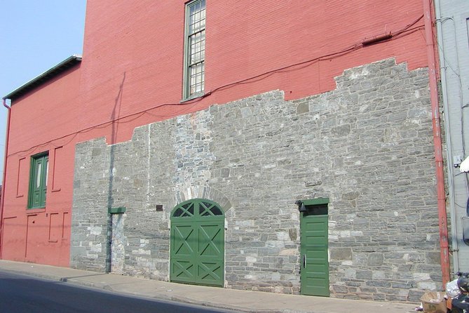 Ghost Tour of Lancaster - The 75-minute format: how the pacing and group size actually feel