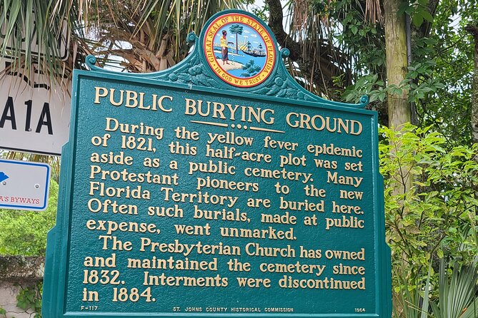 Ghost Tour of St. Augustine: The Original Haunted History Tour - Stop 2: St. George Street and the City Gates Angle