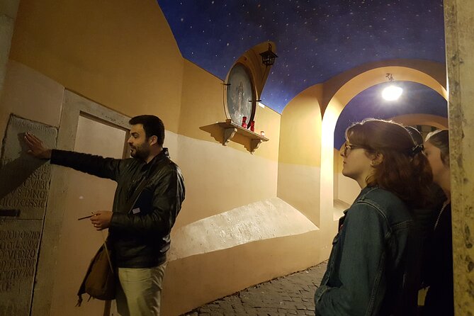 Ghosts and Crimes of Rome Night Walk - Stop 1: Centro Storico and the opening shock of crime, dungeons, and false blame