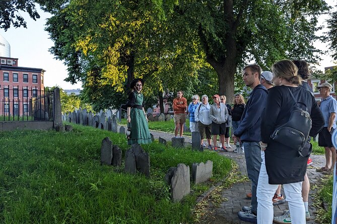Ghosts and Gravestones Boston Nightwalk - Ghosts, Gravestones, and a Straight-Up 8:15 pm Plan at 206 Washington St