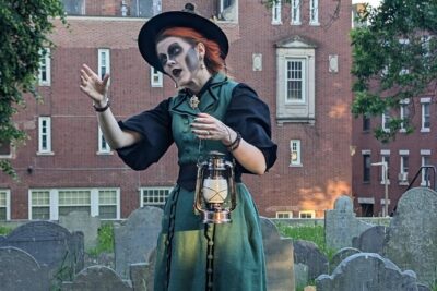 Ghosts and Gravestones Boston Nightwalk - Your $30.40 Value: Live Guide, Extended Access, and Not-Too-Long Timing