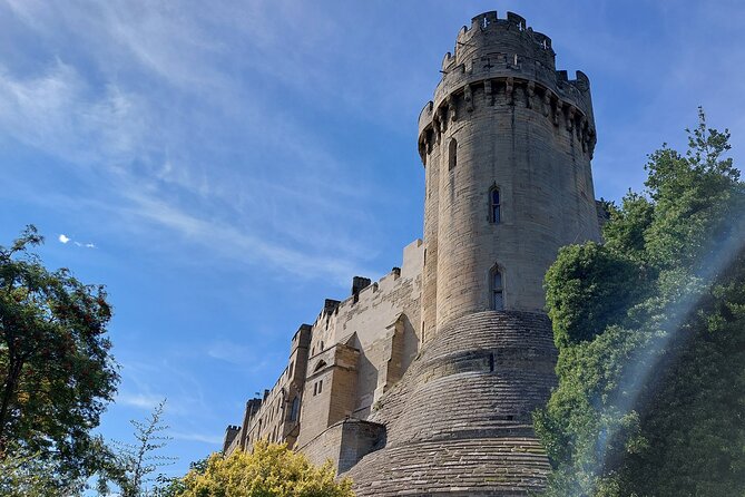 Ghosts, Crime & Legends Quest Experience in Warwick - Getting started: Lord Leycester and the Questo app setup that matters