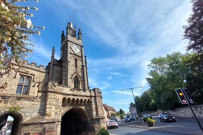 Ghosts, Crime & Legends Quest Experience in Warwick - Stop 3: The Oken Tea Rooms and Thomas Oken’s House