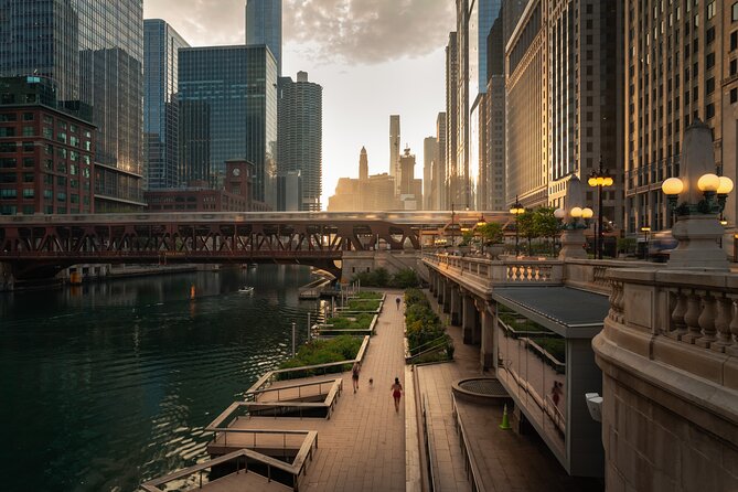 Ghosts of Chicago Family Friendly Ghost Tour - Price and value: is $29.99 for 90 minutes worth it?
