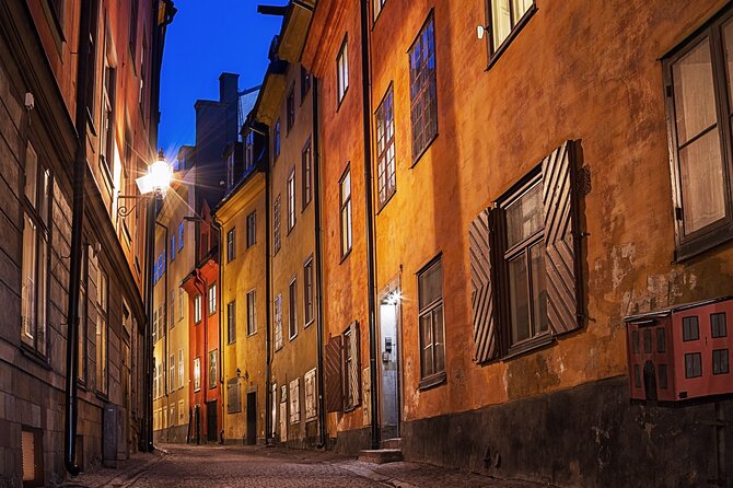 Ghosts of Stockholm: A Guided Tour of Horror and Dark Folklore - Kungsträdgården: a calm park with a terrifying backstory